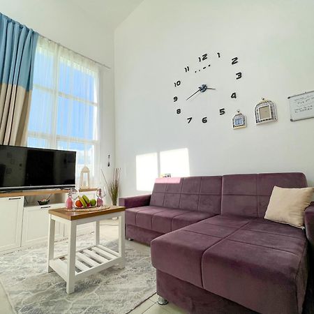 Garden Loft Apt With Pool In Alsancak Kyrenia Кирения Экстерьер фото
